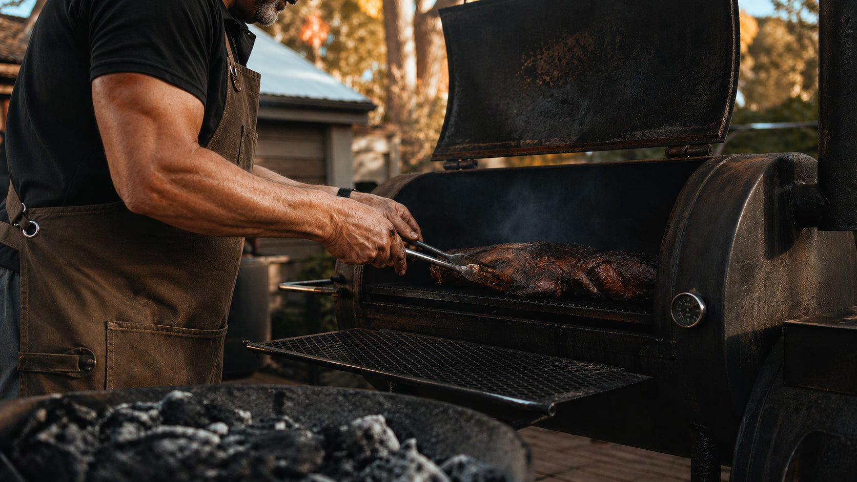 Lump Charcoal vs Briquettes (Which Is Better for BBQ?)