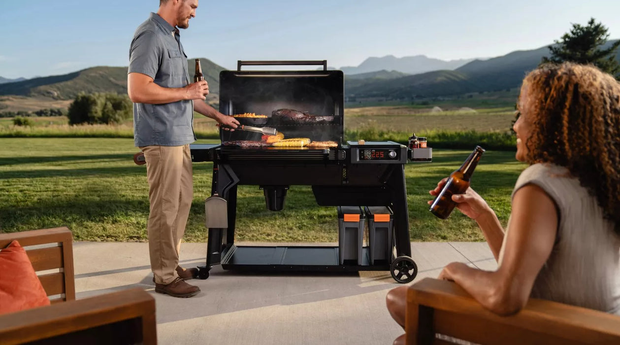 Traeger Woodridge Pro