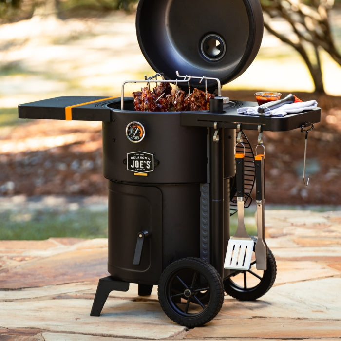Oklahoma Joe Bronco Drum Smoker & Grill 2.0